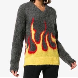 NWOT PRADA SIZE 36/0 MOHAIR FLAME SWEATER NEVER WORN